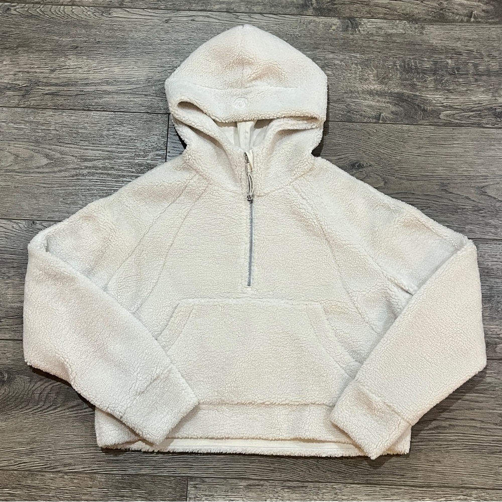 Women’s Lululemon Cropped Fit Sherpa Hoodie Size Medium/Large